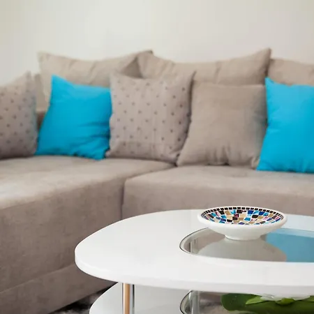 Apartment Apartment Split *