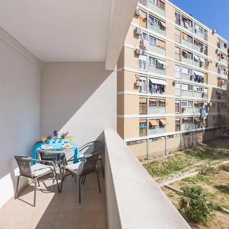 Apartment Split Split